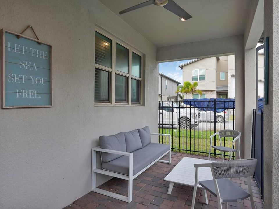 待售: $939,000 (4 贝兹, 5 浴室, 3189 平方英尺)