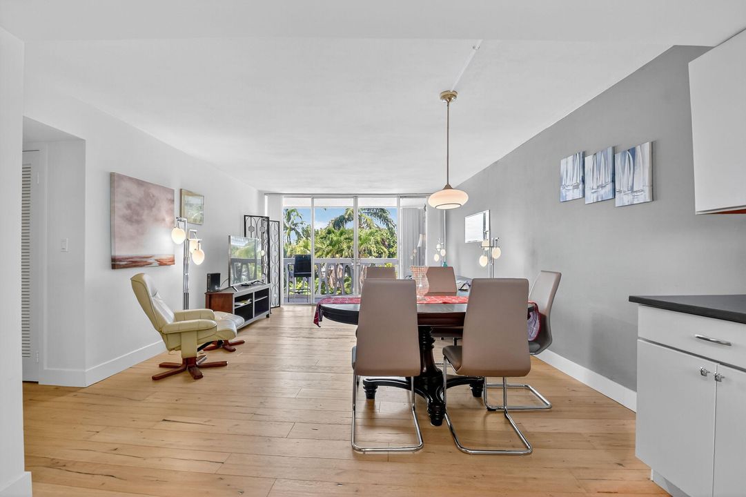 Active With Contract: $7,500 (2 beds, 2 baths, 1116 Square Feet)