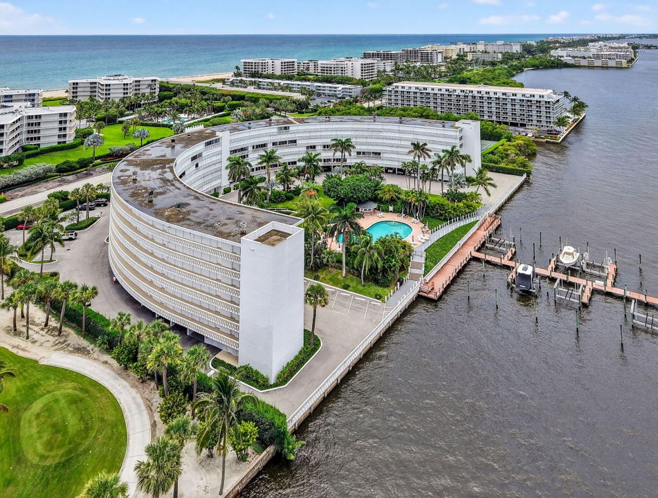 Active With Contract: $7,500 (2 beds, 2 baths, 1116 Square Feet)