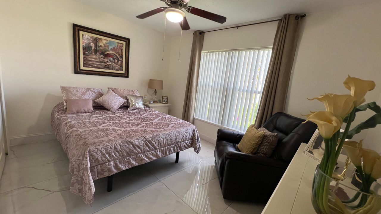 For Sale: $210,000 (3 beds, 2 baths, 1714 Square Feet)