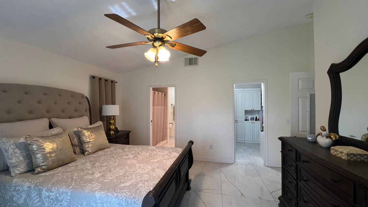 For Sale: $210,000 (3 beds, 2 baths, 1714 Square Feet)