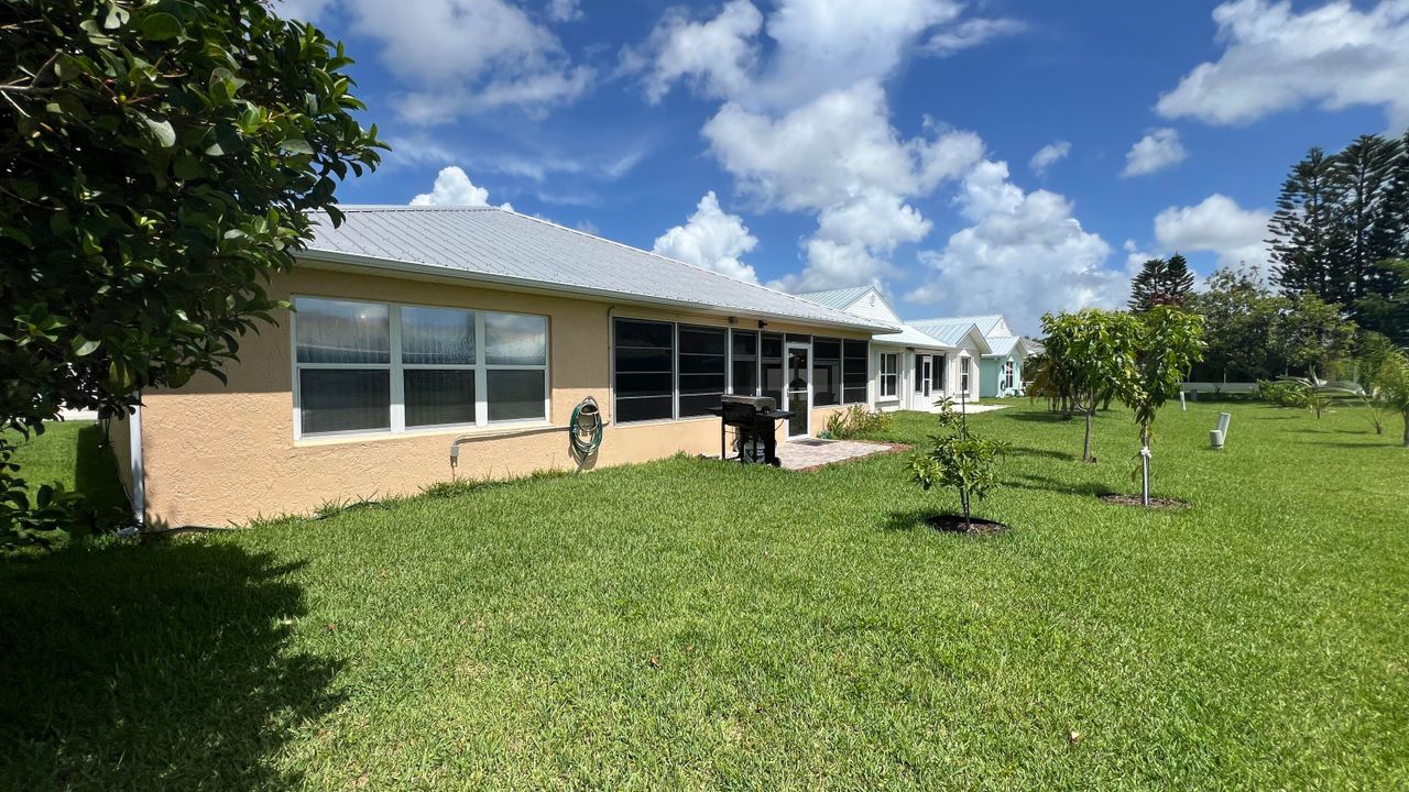 For Sale: $210,000 (3 beds, 2 baths, 1714 Square Feet)