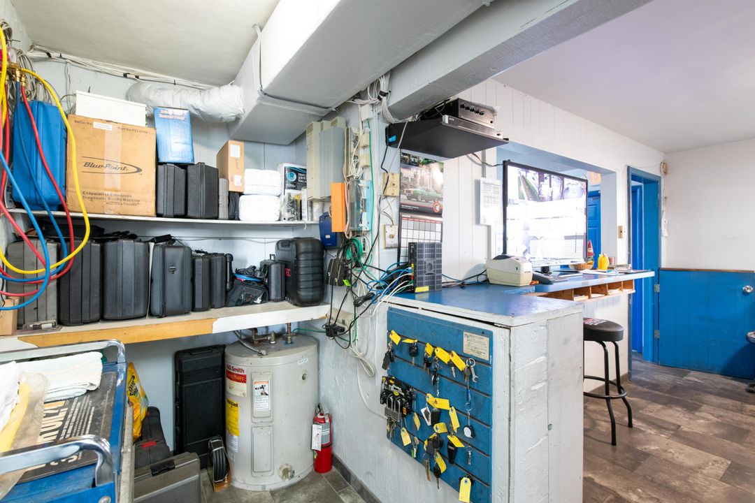 En Venta: $2,900,000 (0 camas, 0 baños, 3964 Pies cuadrados)