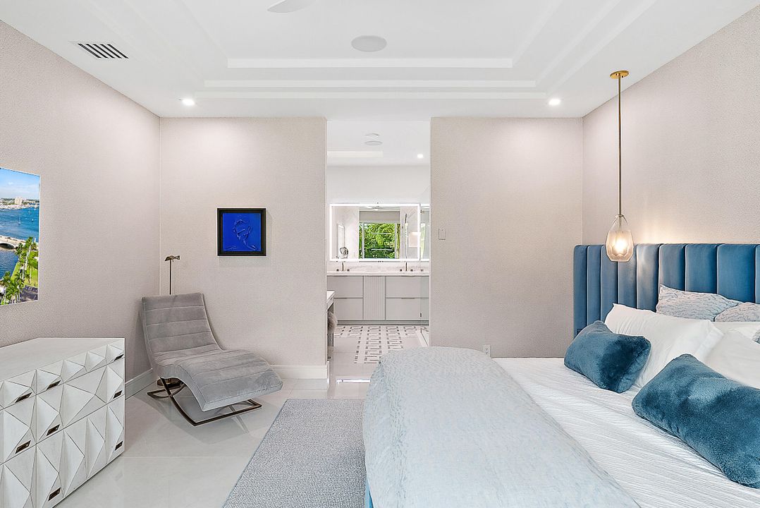 待售: $3,750,000 (3 贝兹, 3 浴室, 2450 平方英尺)