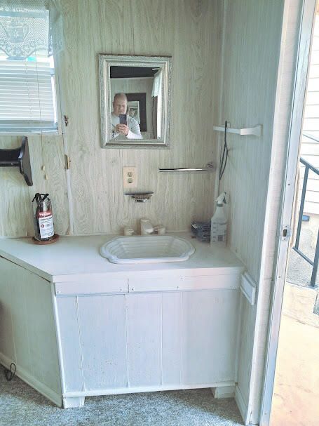 Active With Contract: $129,800 (2 beds, 1 baths, 728 Square Feet)