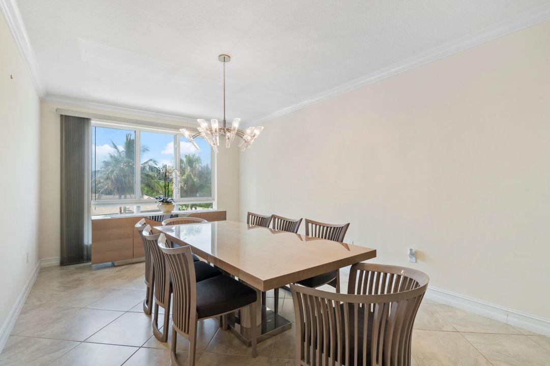 На продажу: $1,160,000 (3 спален, 3 ванн, 2833 Квадратных фут)