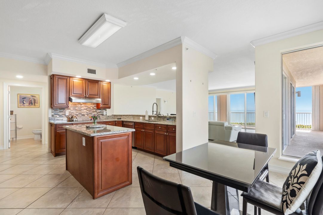 На продажу: $1,160,000 (3 спален, 3 ванн, 2833 Квадратных фут)