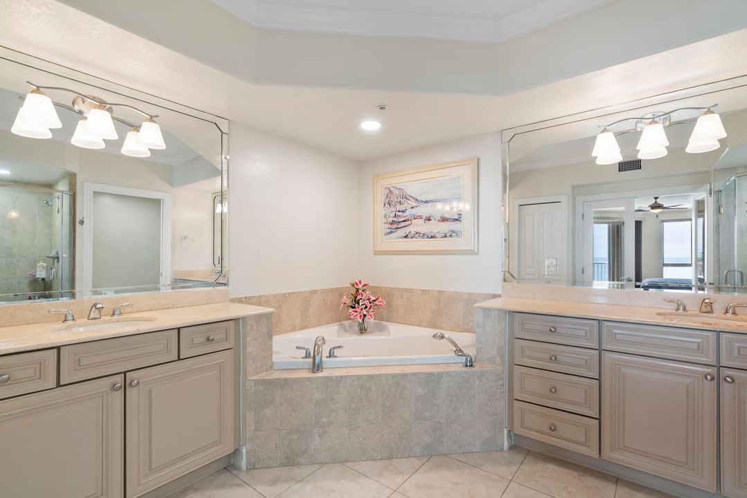 На продажу: $1,160,000 (3 спален, 3 ванн, 2833 Квадратных фут)