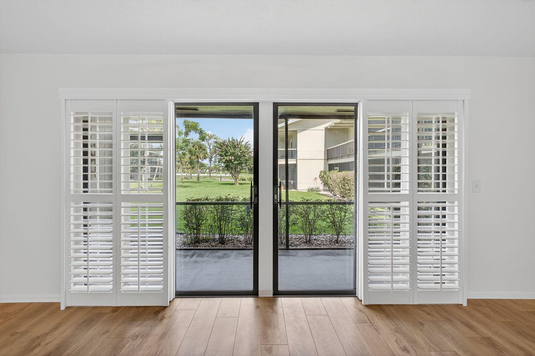 En Venta: $210,000 (2 camas, 2 baños, 1251 Pies cuadrados)