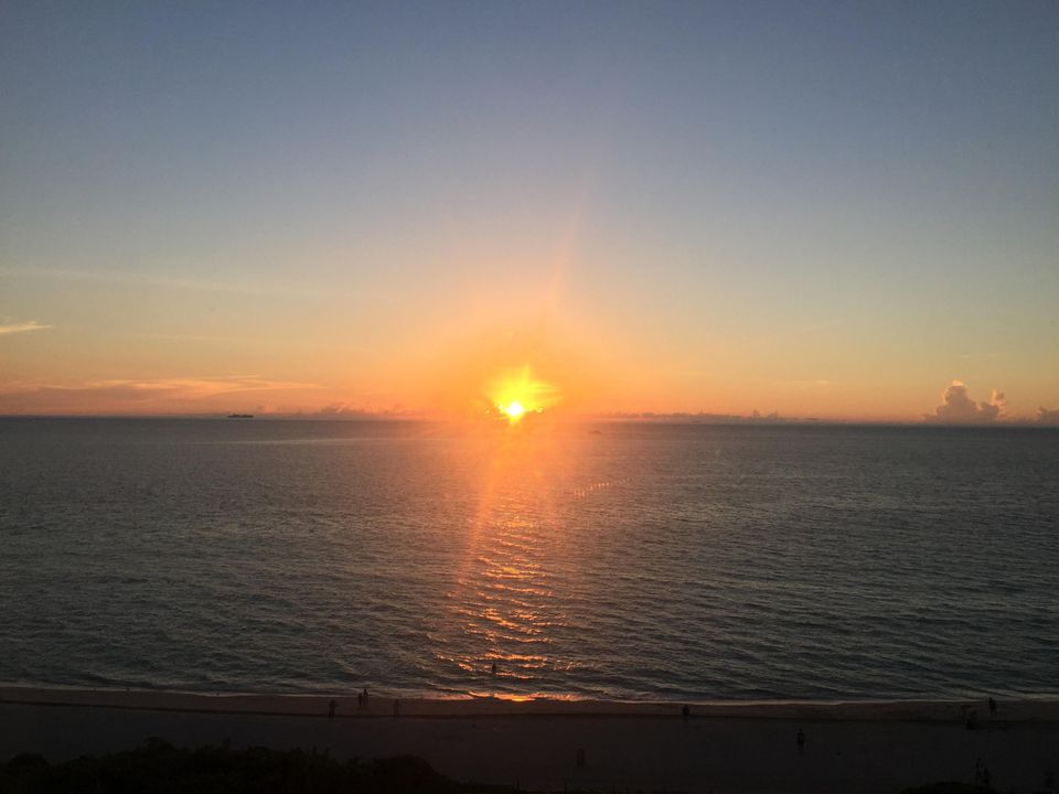 For Rent: $3,000 (2 beds, 2 baths, 1126 Square Feet)