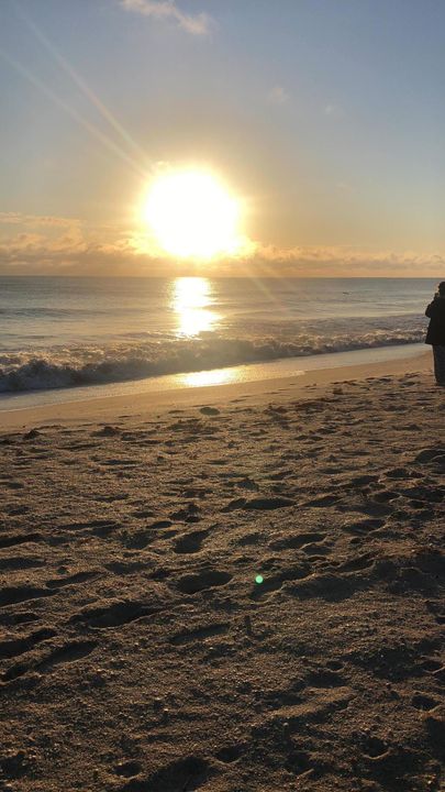 For Rent: $3,000 (2 beds, 2 baths, 1126 Square Feet)