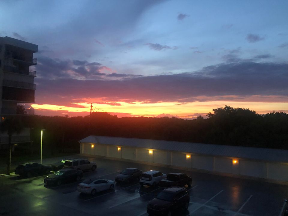 For Rent: $3,000 (2 beds, 2 baths, 1126 Square Feet)