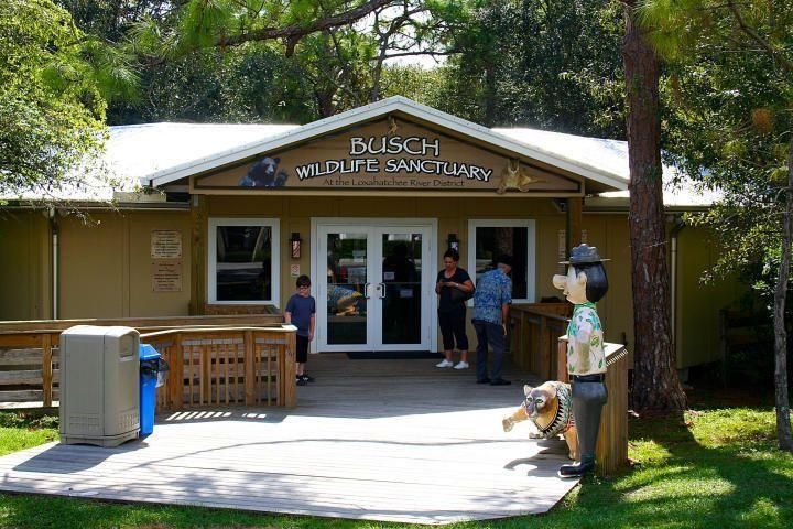 For Rent: $3,000 (2 beds, 2 baths, 1126 Square Feet)