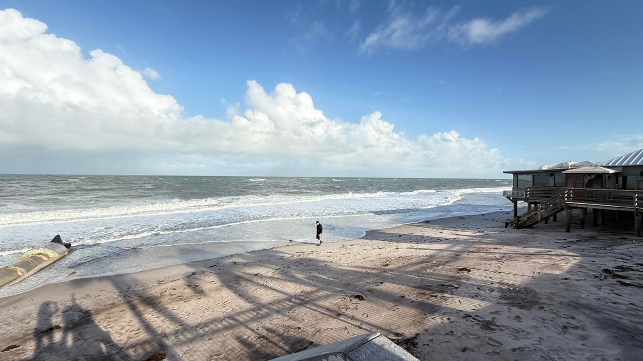 For Rent: $4,800 (3 beds, 2 baths, 1549 Square Feet)