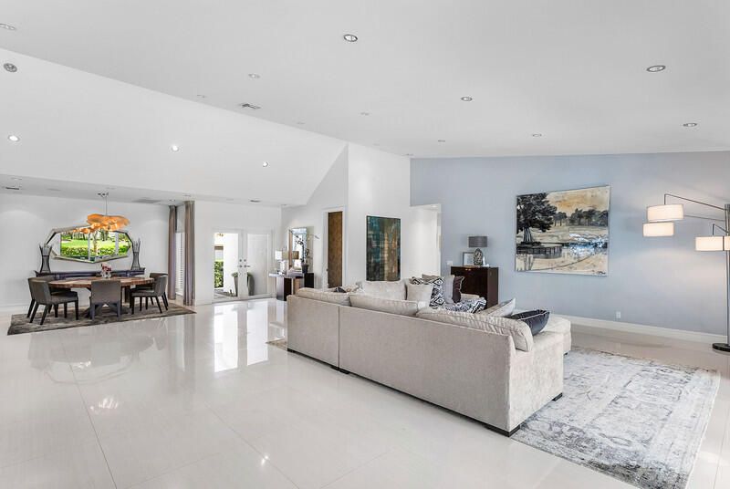 Activo con contrato: $2,600,000 (3 camas, 4 baños, 3048 Pies cuadrados)