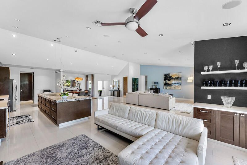 Activo con contrato: $2,600,000 (3 camas, 4 baños, 3048 Pies cuadrados)