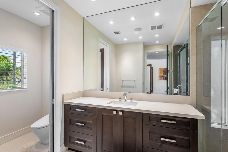 Activo con contrato: $2,600,000 (3 camas, 4 baños, 3048 Pies cuadrados)