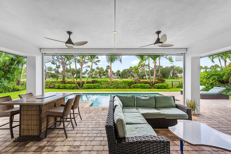 Activo con contrato: $2,600,000 (3 camas, 4 baños, 3048 Pies cuadrados)