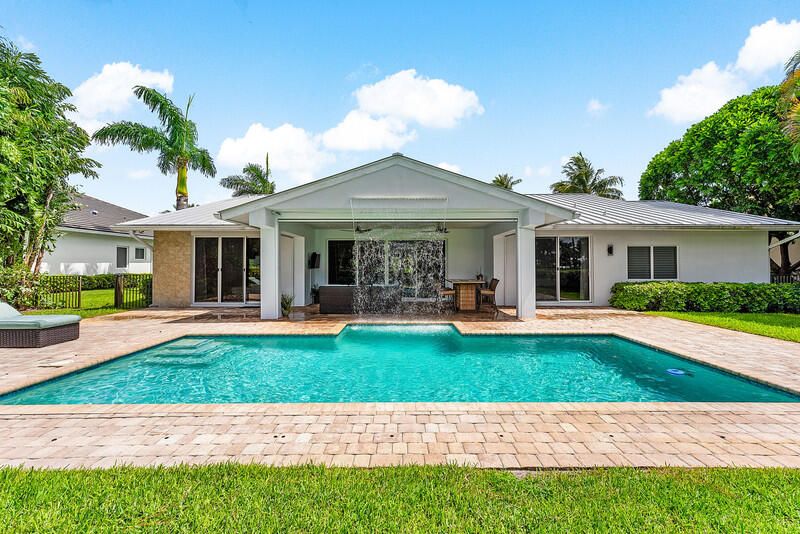 Activo con contrato: $2,600,000 (3 camas, 4 baños, 3048 Pies cuadrados)