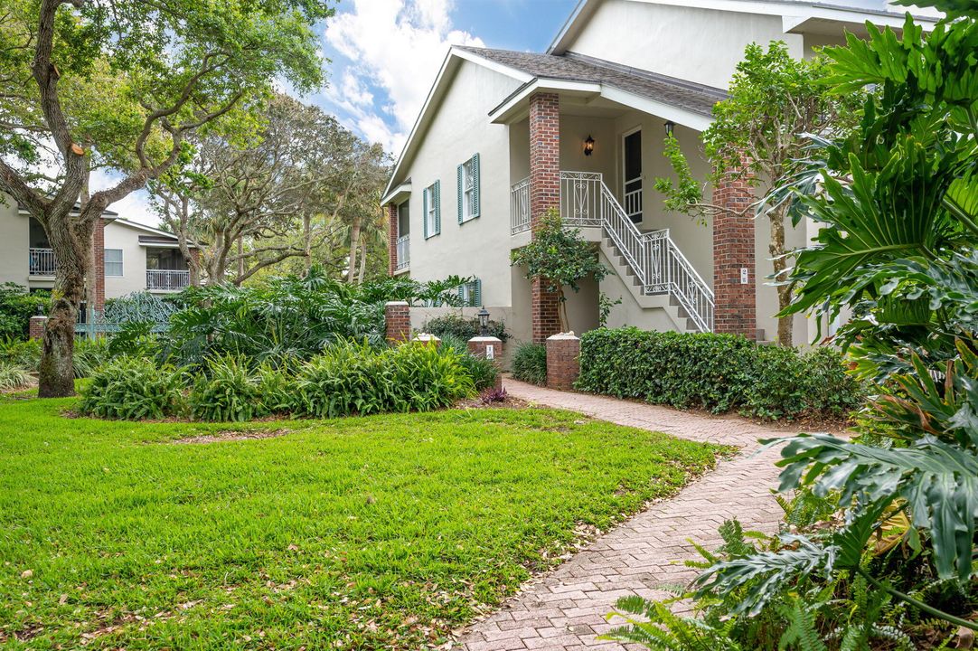 待售: $399,900 (2 贝兹, 2 浴室, 1640 平方英尺)