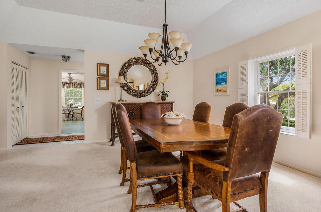 待售: $399,900 (2 贝兹, 2 浴室, 1640 平方英尺)