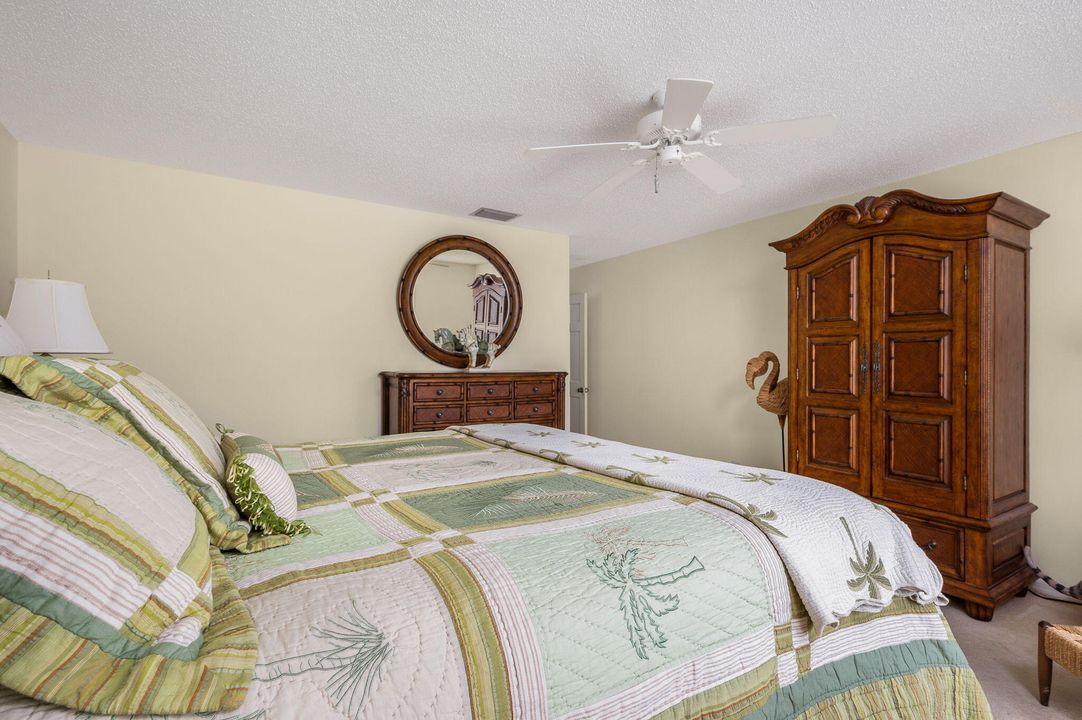 待售: $399,900 (2 贝兹, 2 浴室, 1640 平方英尺)