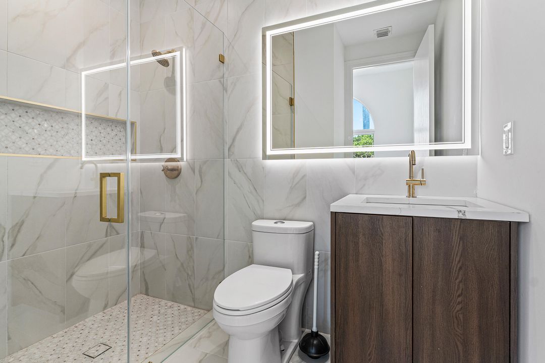 For Sale: $3,999,999 (4 beds, 3 baths, 4205 Square Feet)