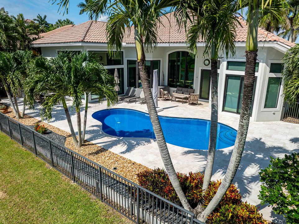 For Sale: $1,789,900 (5 beds, 4 baths, 3850 Square Feet)