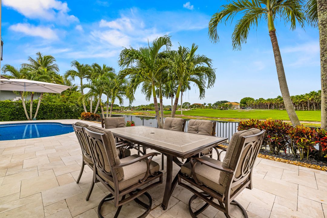 For Sale: $1,789,900 (5 beds, 4 baths, 3850 Square Feet)