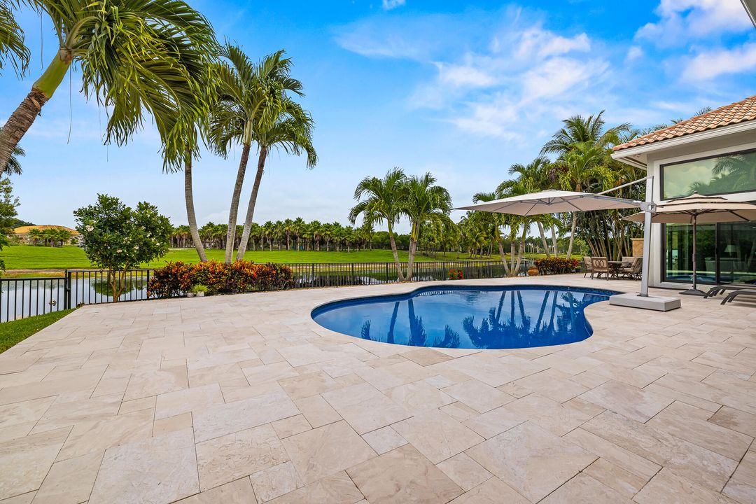 For Sale: $1,789,900 (5 beds, 4 baths, 3850 Square Feet)