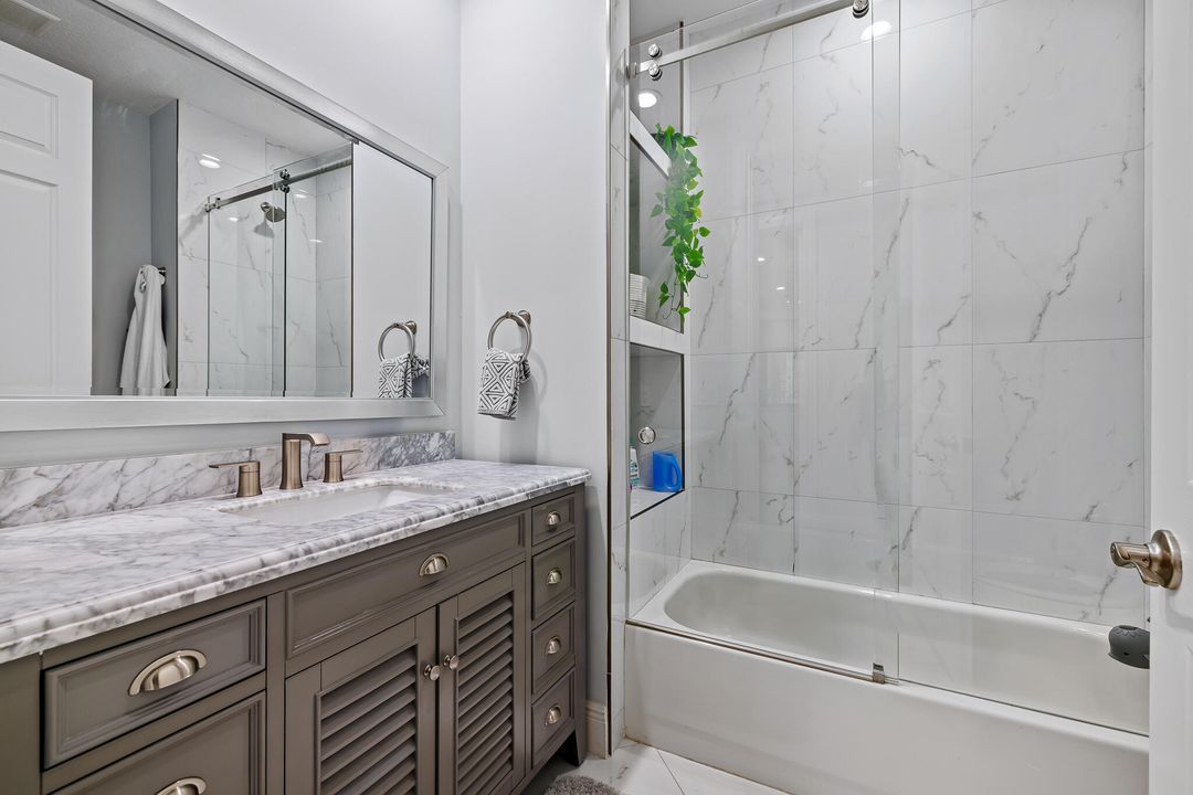 For Sale: $1,789,900 (5 beds, 4 baths, 3850 Square Feet)