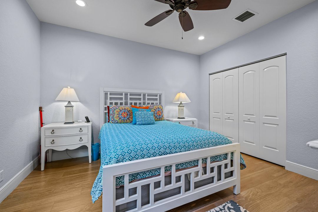 For Sale: $1,789,900 (5 beds, 4 baths, 3850 Square Feet)