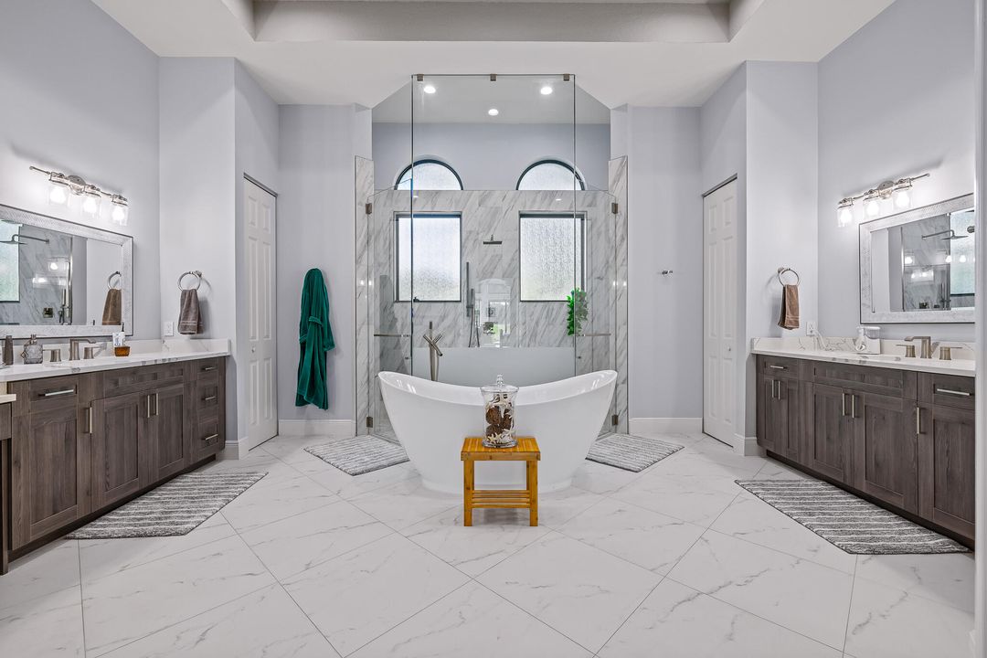 For Sale: $1,789,900 (5 beds, 4 baths, 3850 Square Feet)