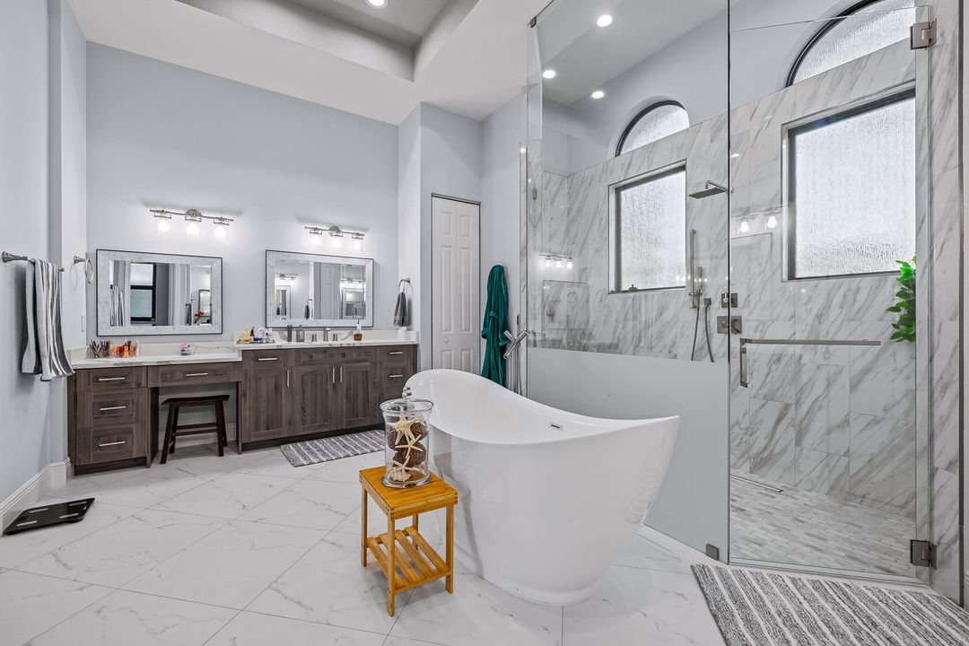 For Sale: $1,789,900 (5 beds, 4 baths, 3850 Square Feet)