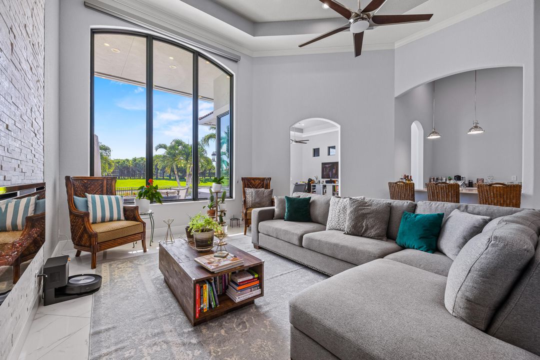 For Sale: $1,789,900 (5 beds, 4 baths, 3850 Square Feet)