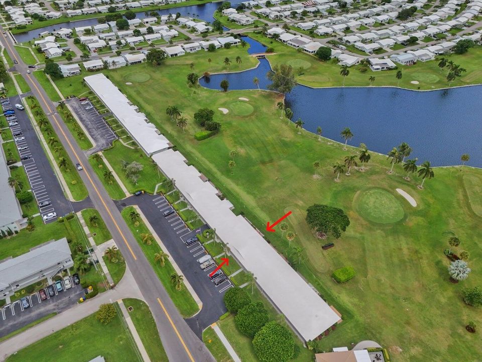 合同活跃: $185,000 (2 贝兹, 2 浴室, 962 平方英尺)