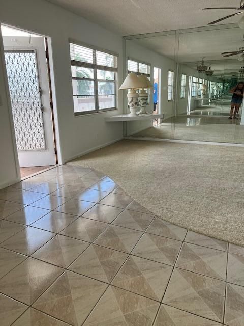 待售: $110,000 (2 贝兹, 1 浴室, 861 平方英尺)