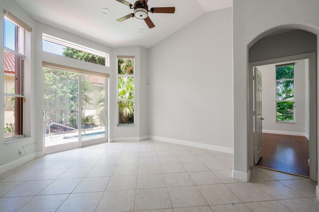 Activo con contrato: $629,900 (3 camas, 2 baños, 2230 Pies cuadrados)