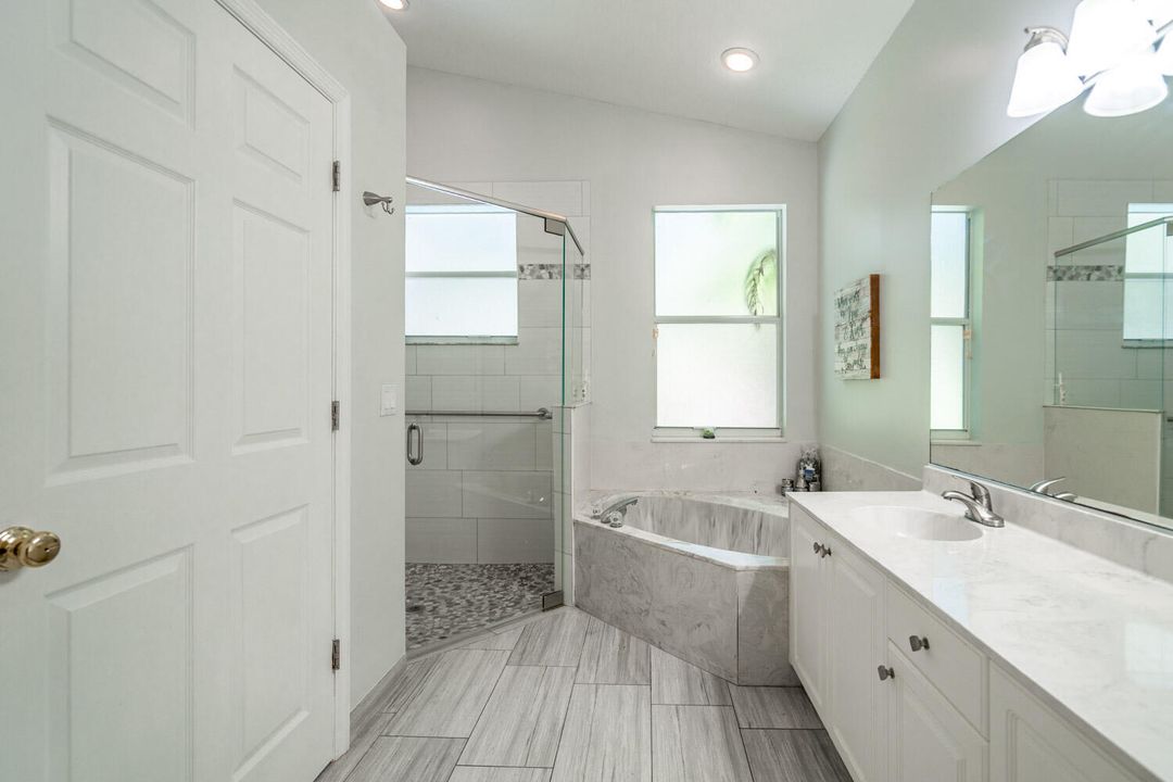 Activo con contrato: $629,900 (3 camas, 2 baños, 2230 Pies cuadrados)