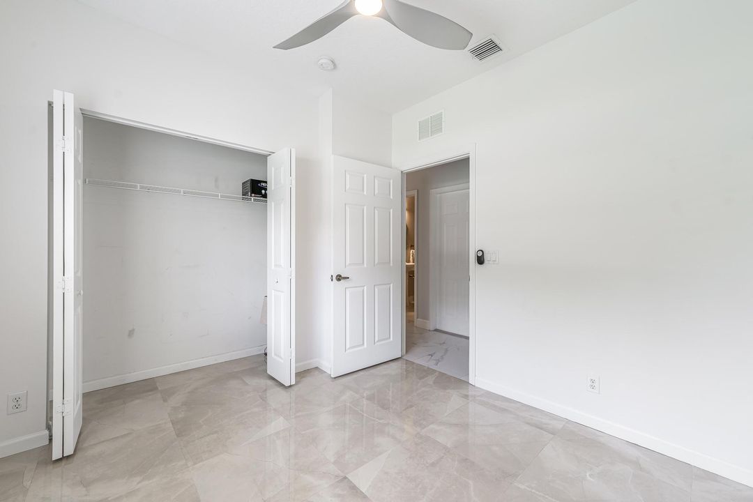 合同活跃: $379,996 (3 贝兹, 2 浴室, 1314 平方英尺)