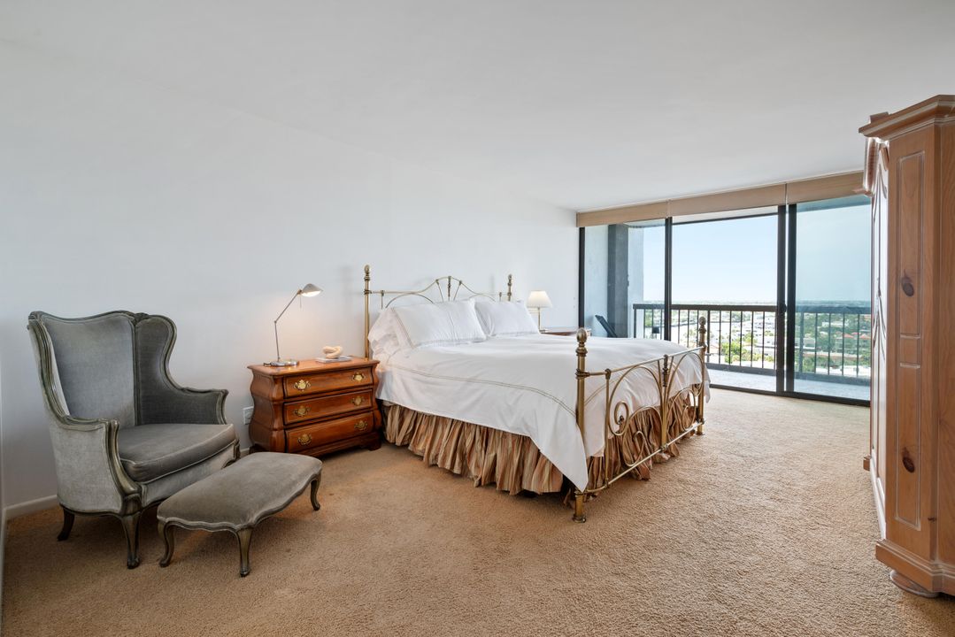 Active With Contract: $790,000 (2 beds, 2 baths, 1500 Square Feet)