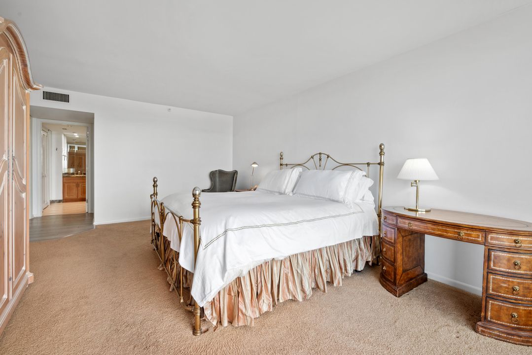 Active With Contract: $790,000 (2 beds, 2 baths, 1500 Square Feet)