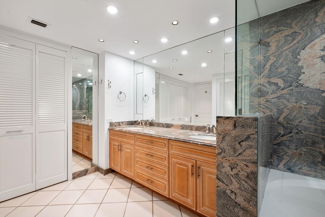 Active With Contract: $790,000 (2 beds, 2 baths, 1500 Square Feet)