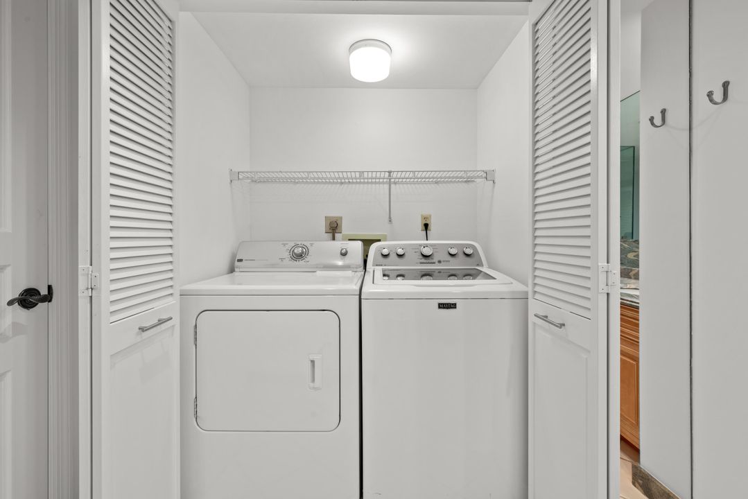 Active With Contract: $790,000 (2 beds, 2 baths, 1500 Square Feet)