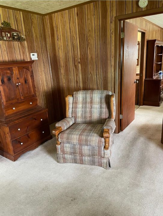 For Sale: $225,000 (2 beds, 1 baths, 1204 Square Feet)