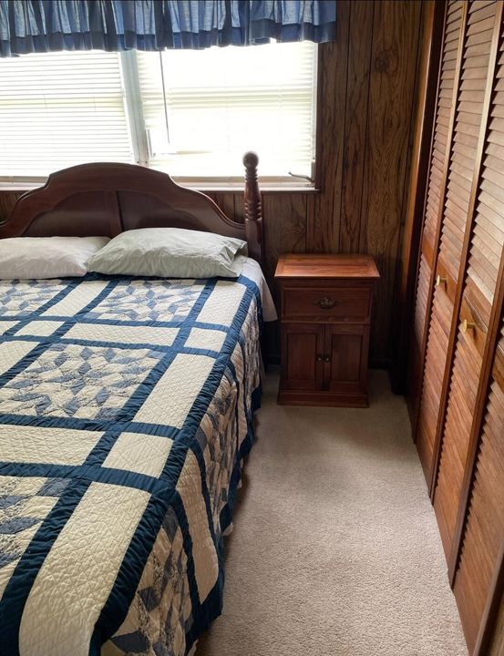 For Sale: $225,000 (2 beds, 1 baths, 1204 Square Feet)