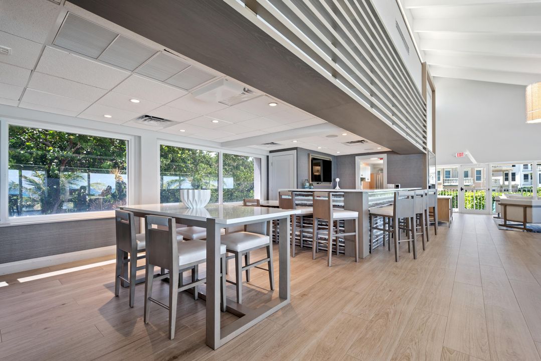 Active With Contract: $790,000 (2 beds, 2 baths, 1500 Square Feet)