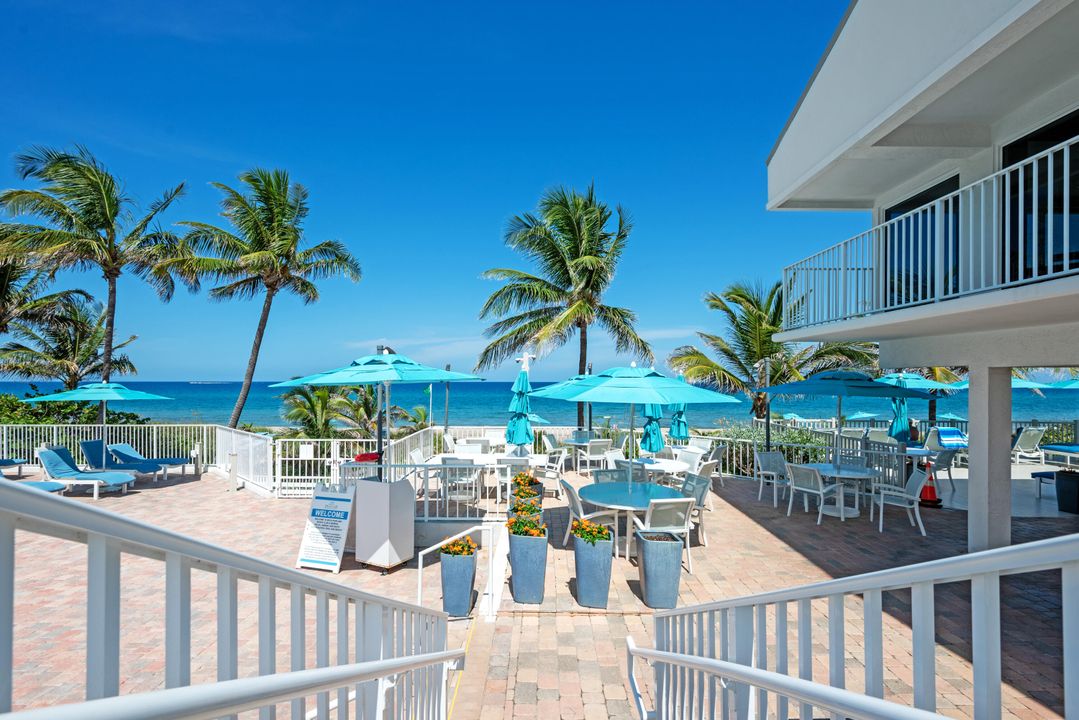 Active With Contract: $790,000 (2 beds, 2 baths, 1500 Square Feet)