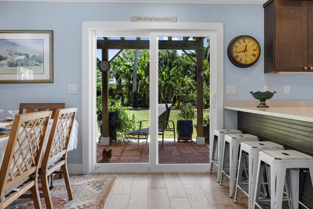 待售: $1,299,000 (4 贝兹, 3 浴室, 2493 平方英尺)