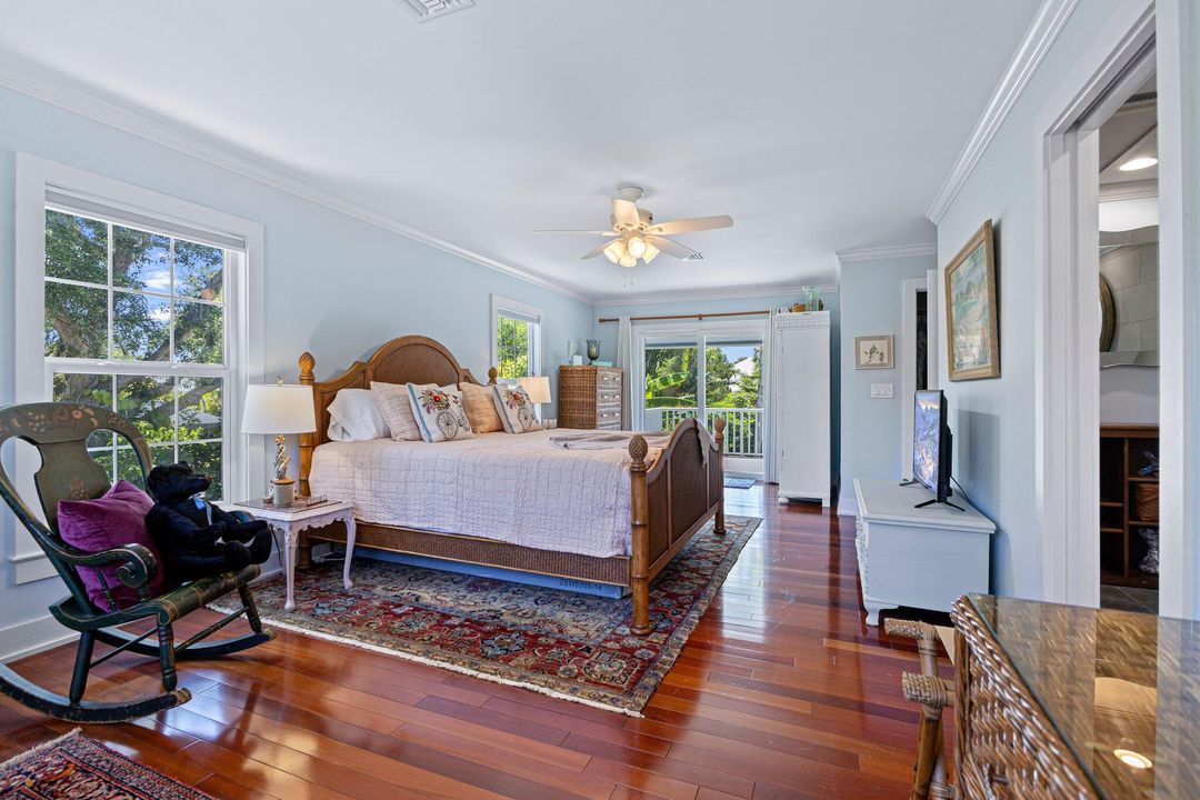 待售: $1,299,000 (4 贝兹, 3 浴室, 2493 平方英尺)